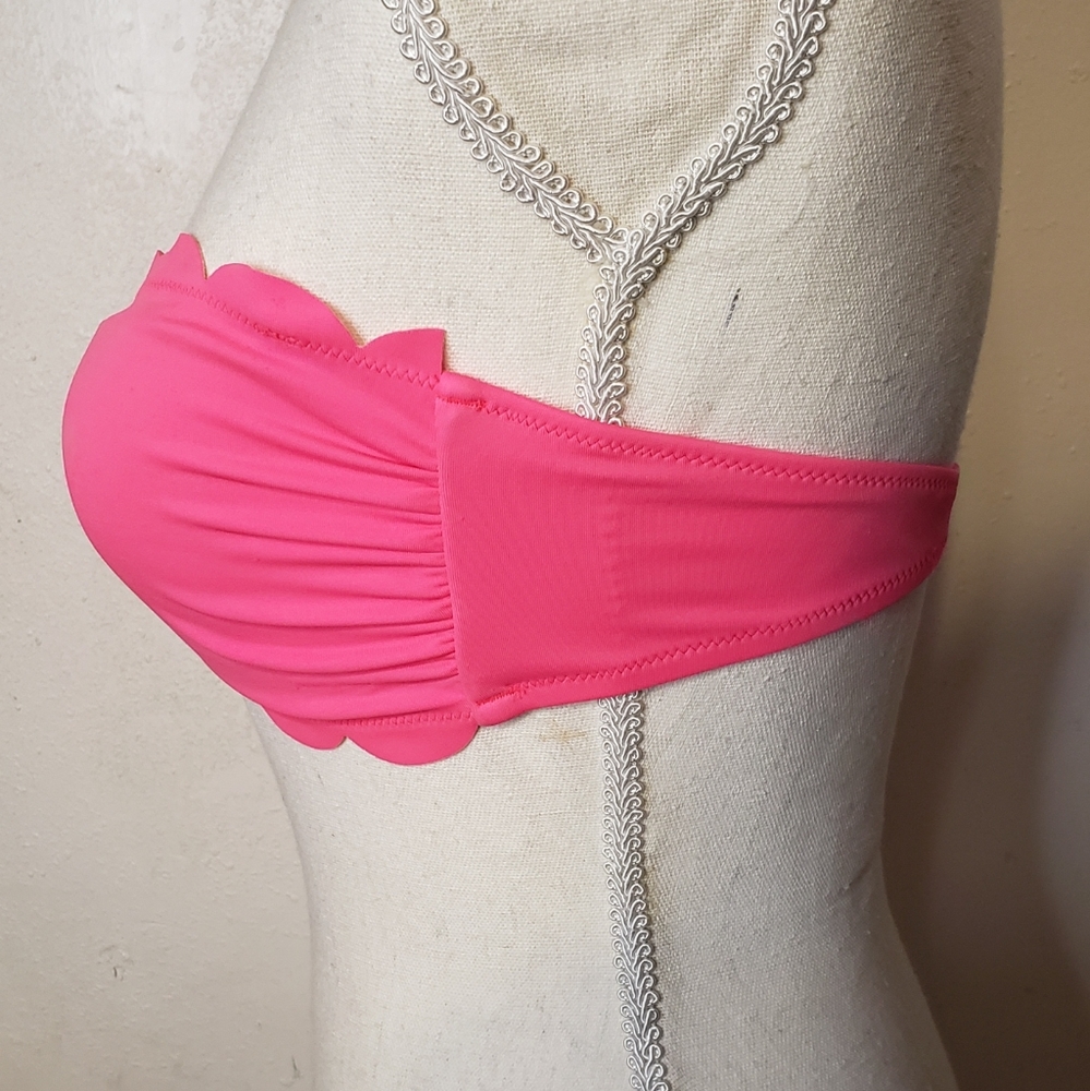Victoria's Secret Hot Pink Bikini Top - Picture 3 of 7